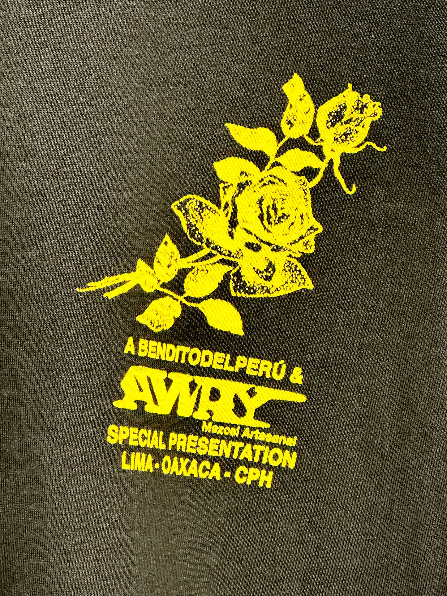 A Tu Lado, Siempre + One bottle of Espadin (Christmas offer)